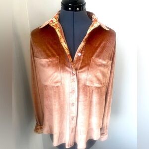 Thread & Supply Sz S Women's Dusty Rose
Velvet Long Sleeve Button Shirt Floral